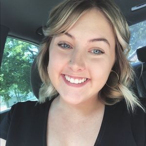 Meet your Posher, Mackenzie